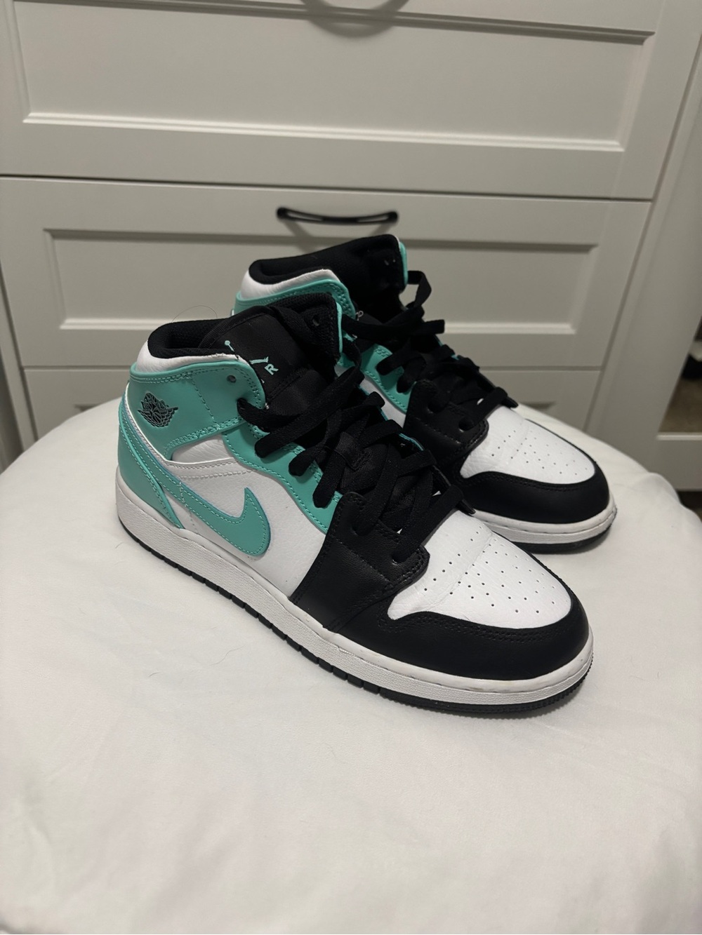 Jordan Teal Mid-Top Sneakers